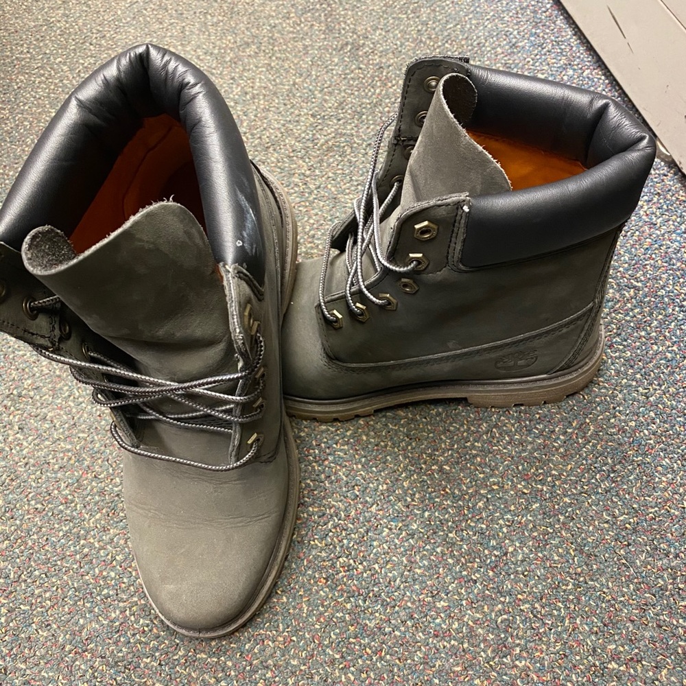 Timberlands - Picture 4 of 5